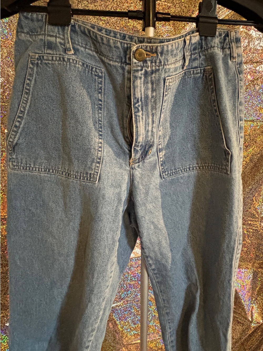 Liz Claiborne Capri Light Blue Cropped Denim Jeans with Front Patch Pockets